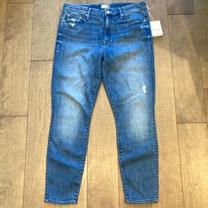 MOTHER The Looker Crop Jeans in Graffiti Girl